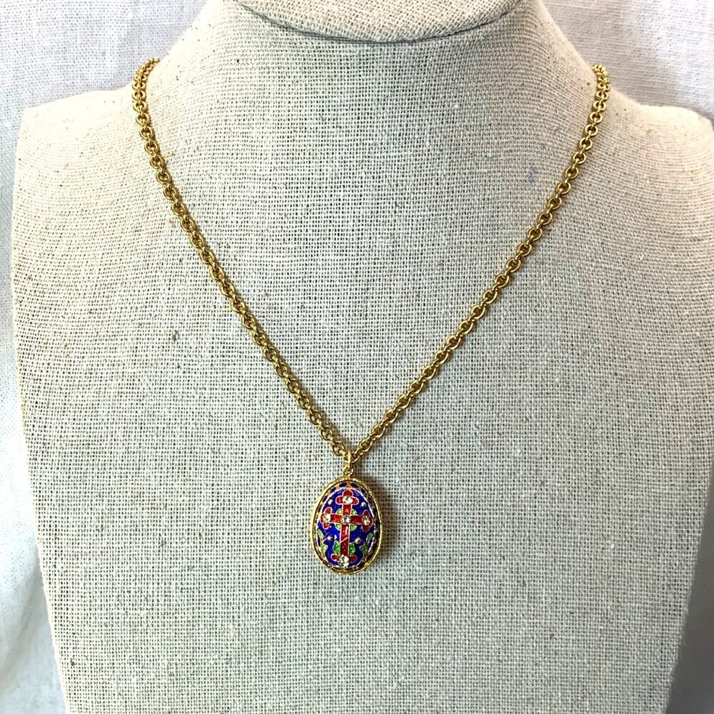 12K Gold Filled Ornate Enamel Egg Pendant  Enamel Cross on 19" Cable Chain - Picture 2 of 16